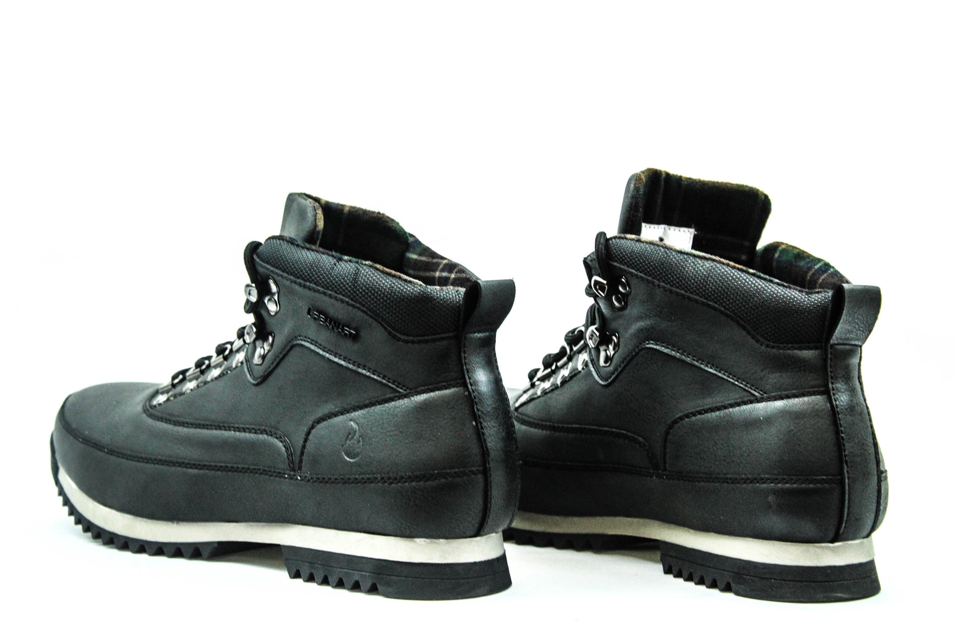 UrbanArt Crocco 22 Black Boot - BOSSINI SA