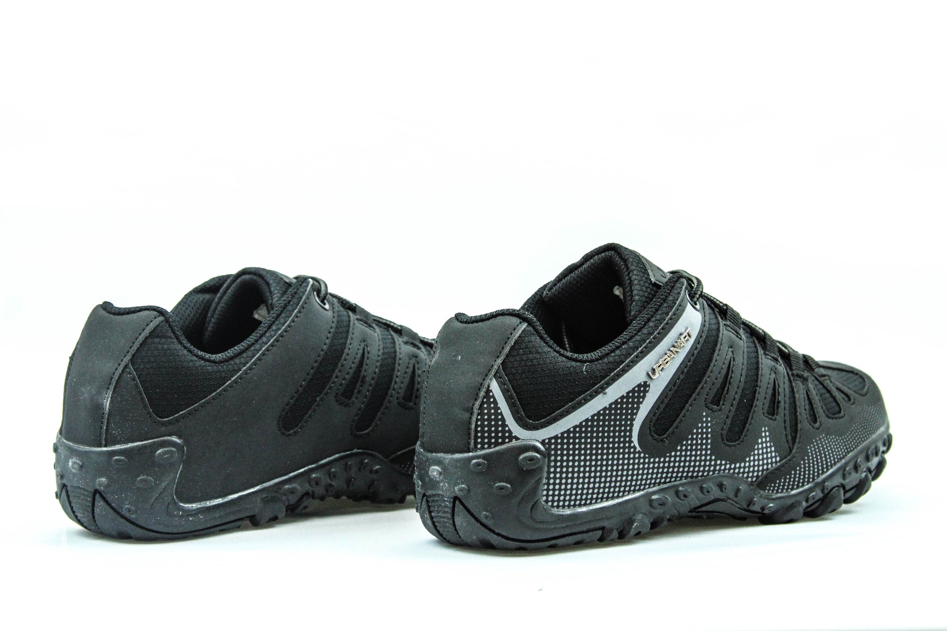 UrbanArt Venom Black Takkie - BOSSINI SA