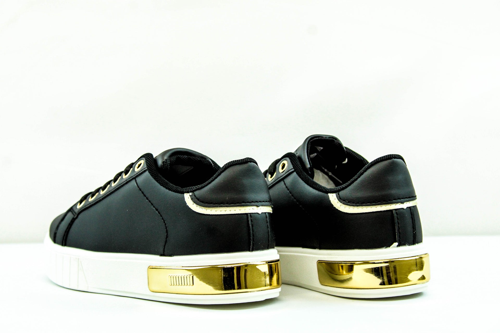 K7 Star Dephney Sneakers - BOSSINI SA