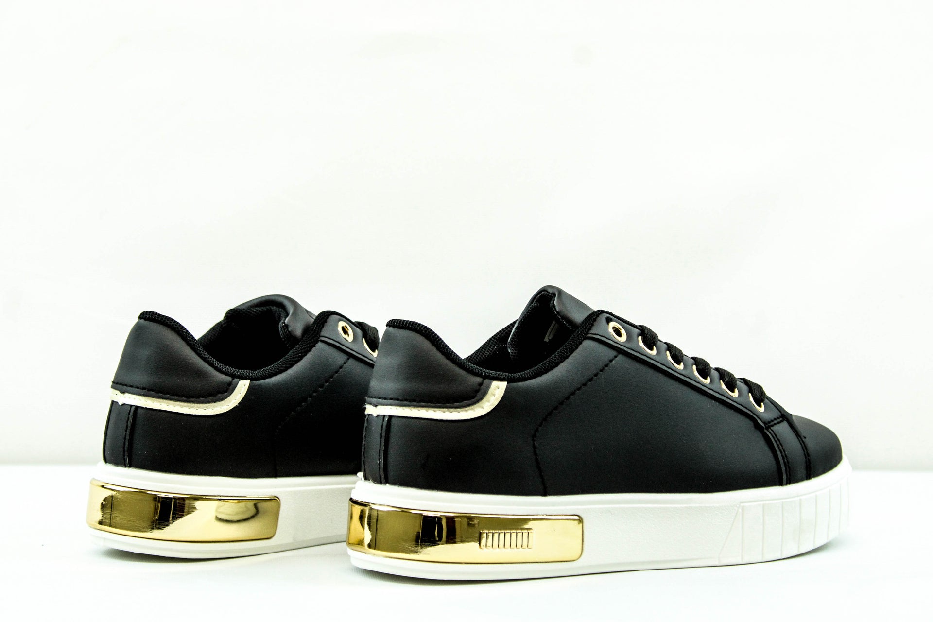 K7 Star Dephney Sneakers - BOSSINI SA