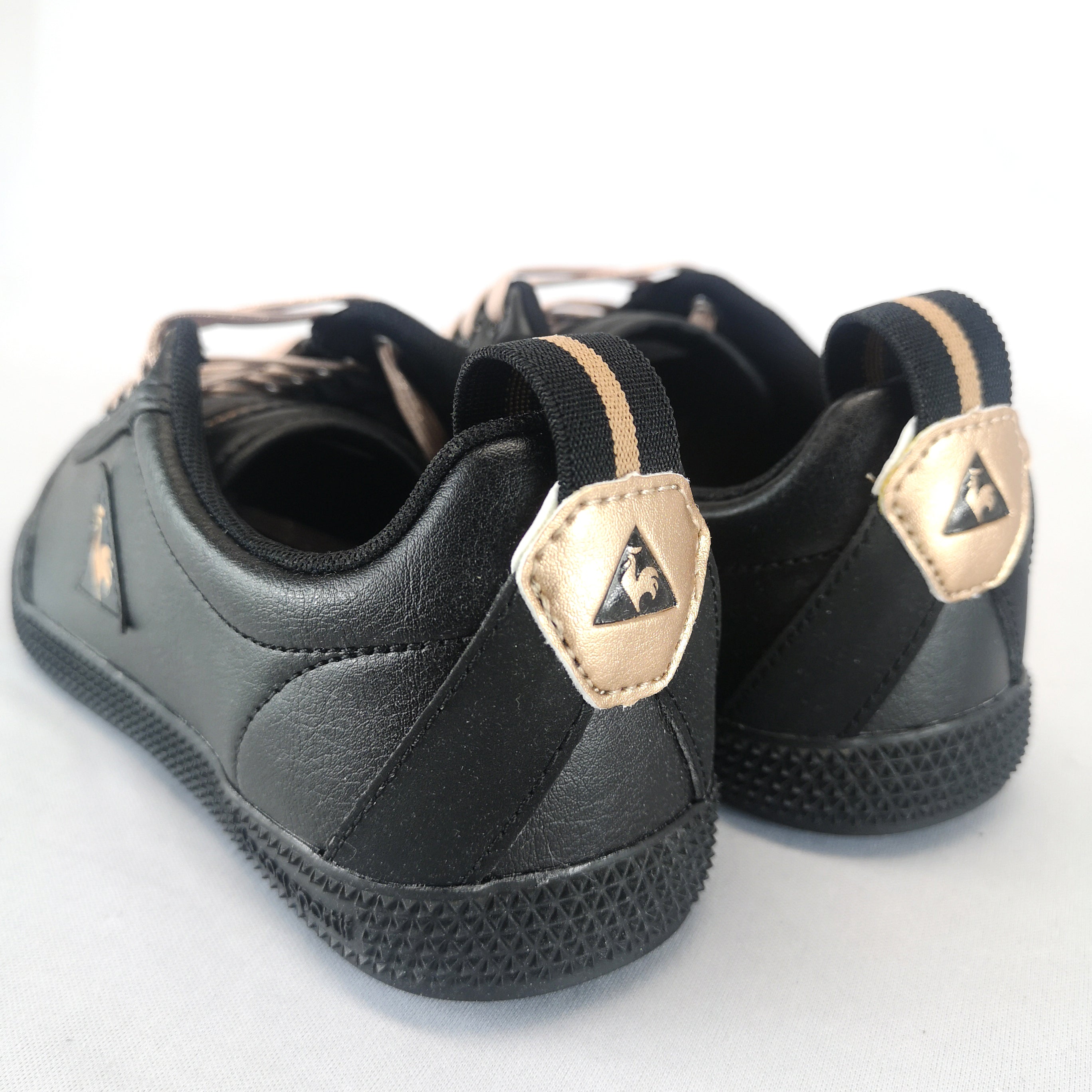 Le coq sportif shoes black and gold hotsell