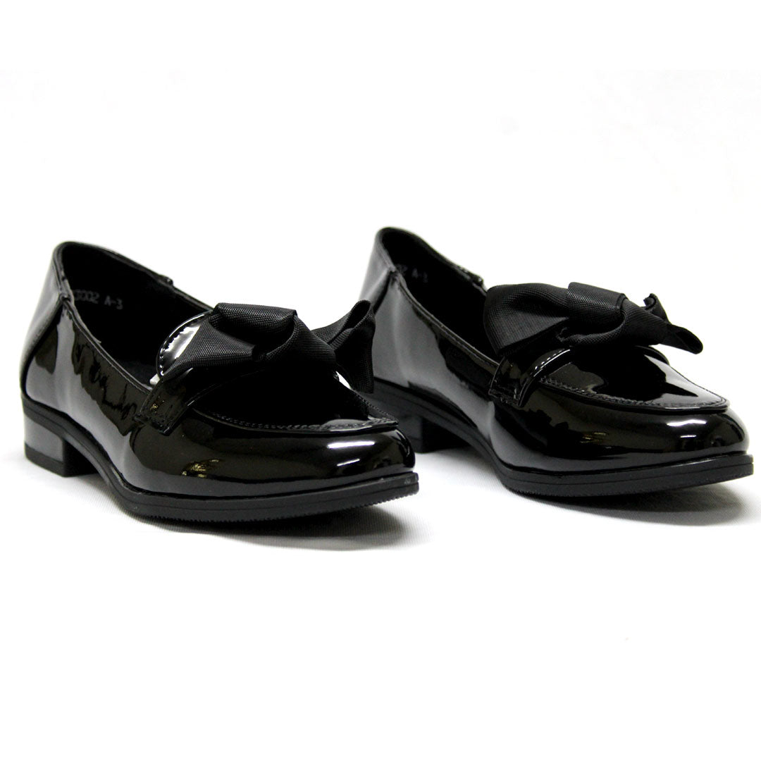 SOFTINO Ladies Hi-Shine Black Pumps