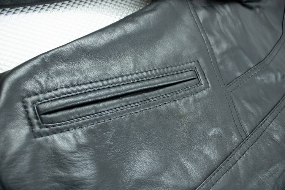 Leather Pointer Black - BOSSINI SA